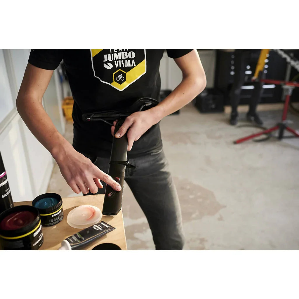 CARBON ASSEMBLY PASTE - Dynamic - Cobbled Climbs