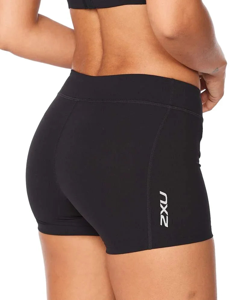 FORM MID RISE 4 INCH COMPRESSION SHORTS - 2XU - Cobbled Climbs
