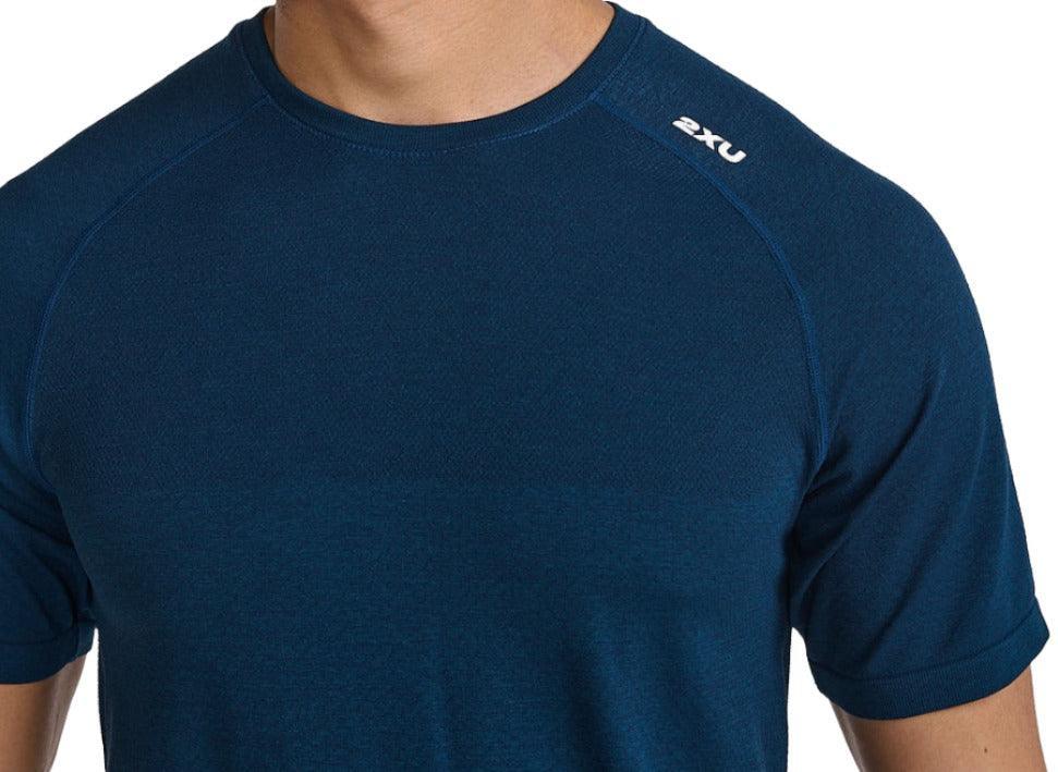 Motion Tech Tee | 2XU | Cobbled Climbs – view 8