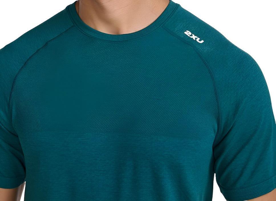 Motion Tech Tee | 2XU | Cobbled Climbs – view 4