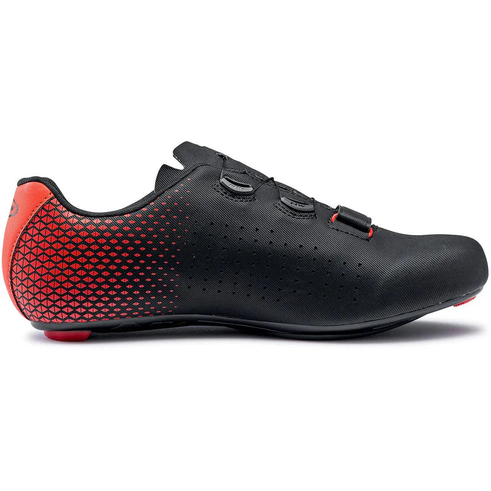 CORE PLUS 2 ROAD CYCLING SHOES - Northwave - Cobbled Climbs