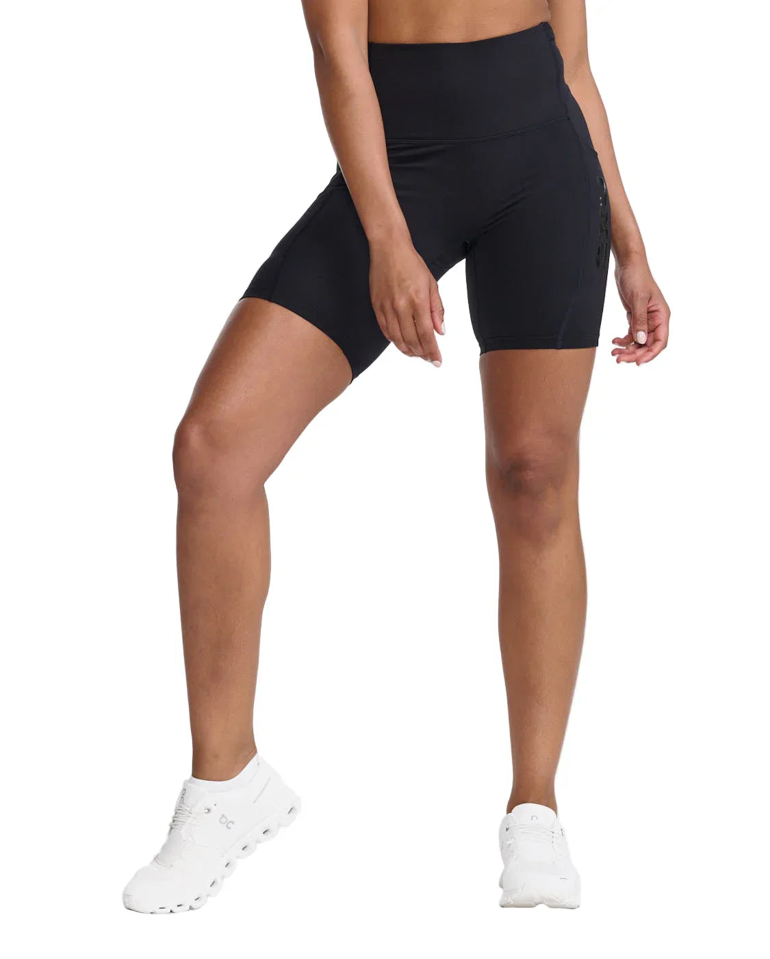 FORM STASH HI-RISE BIKE SHORTS - 2XU - Cobbled Climbs