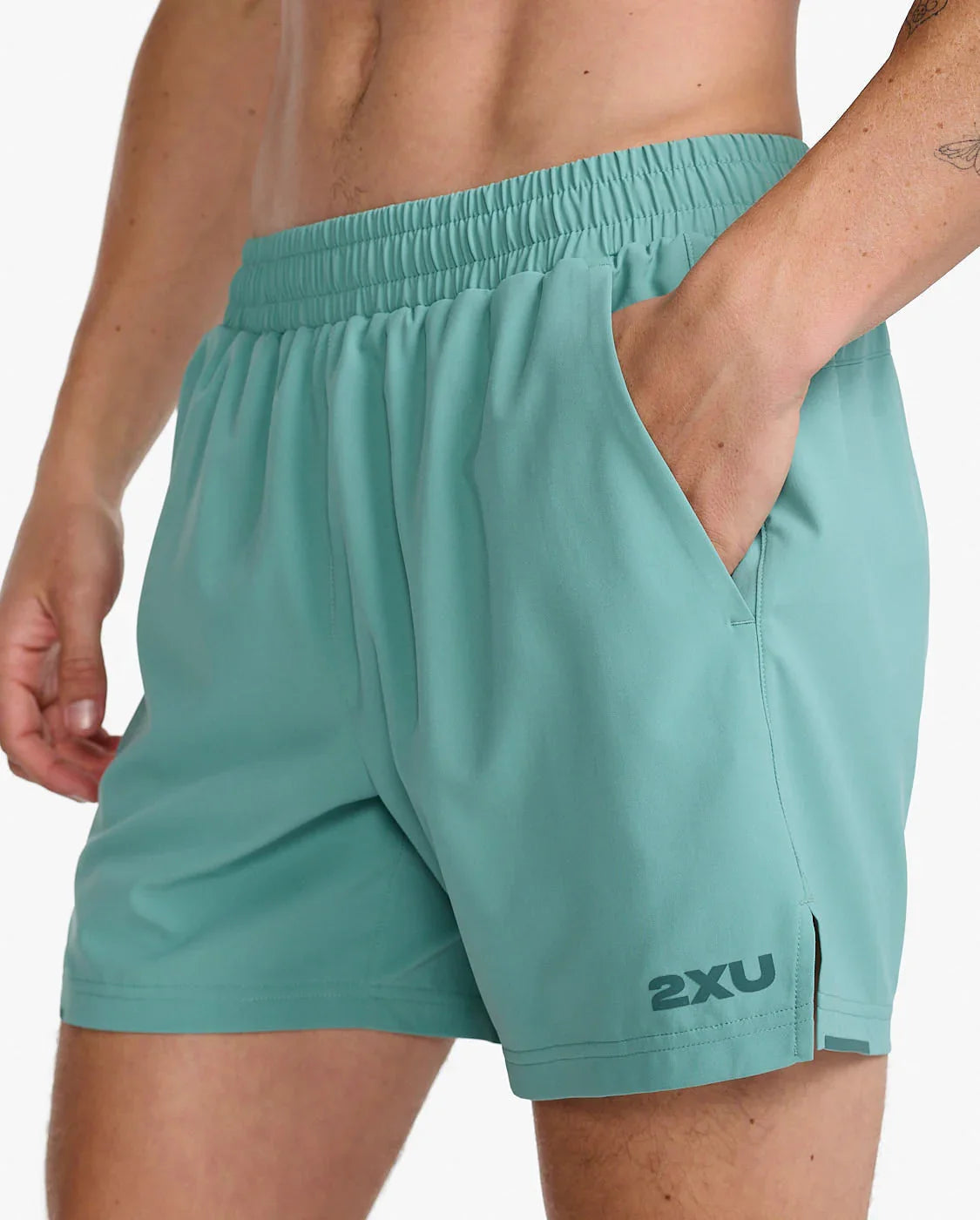 AERO 7 INCH SHORTS - 2XU - Cobbled Climbs