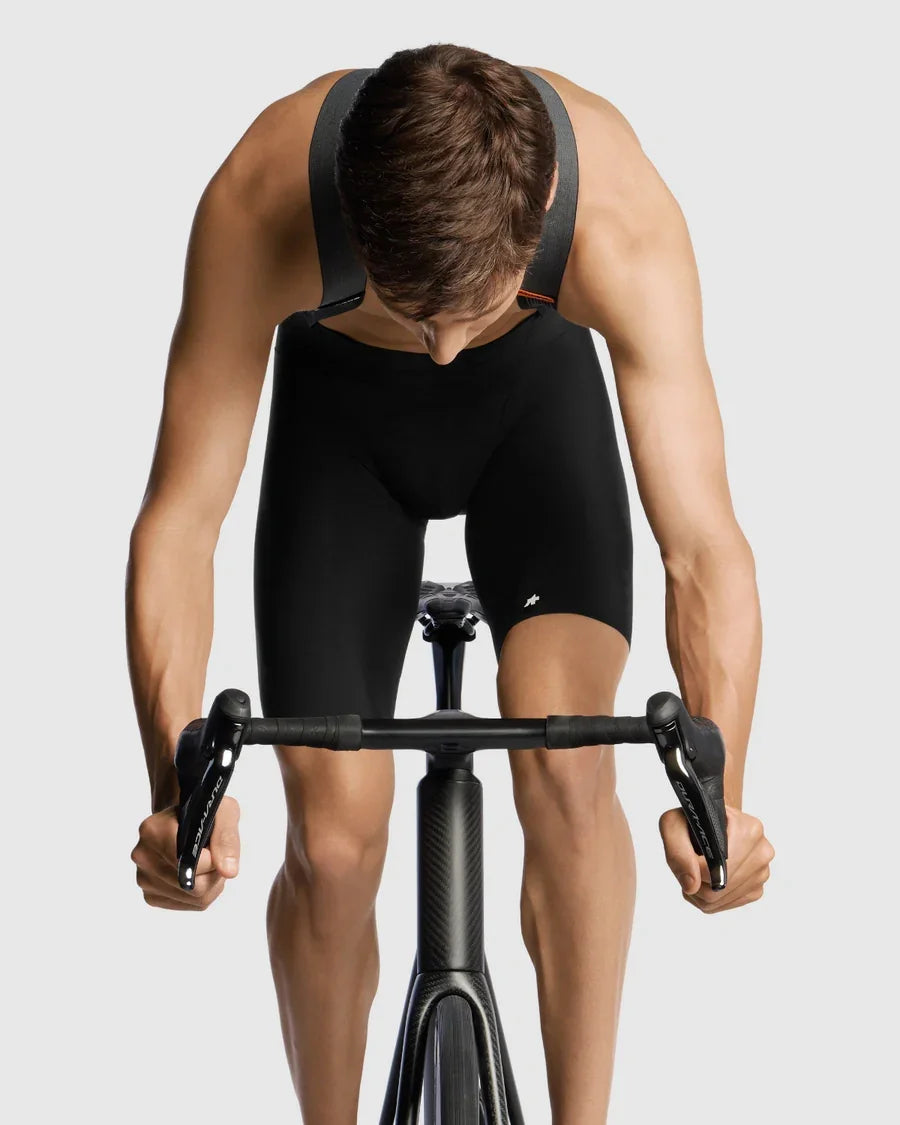 EQUIPE RS SCTRADIVARI S11 BIBSHORTS - Assos - Cobbled Climbs