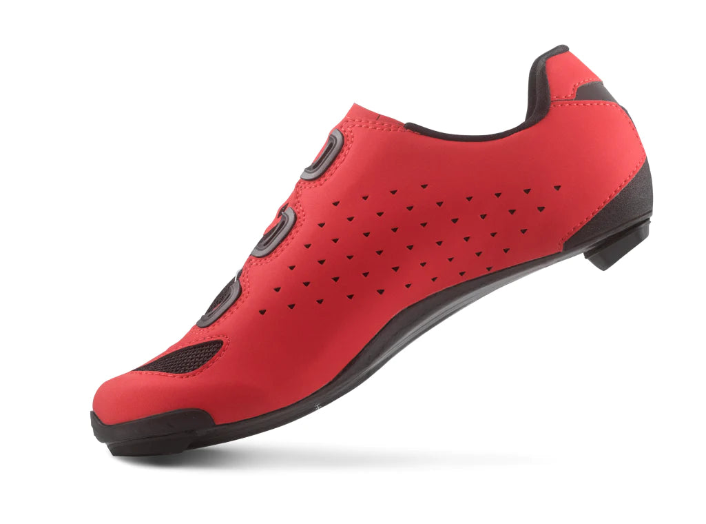 CX238 – Lake premium cycling Shoes in India from Cobbled Climbs