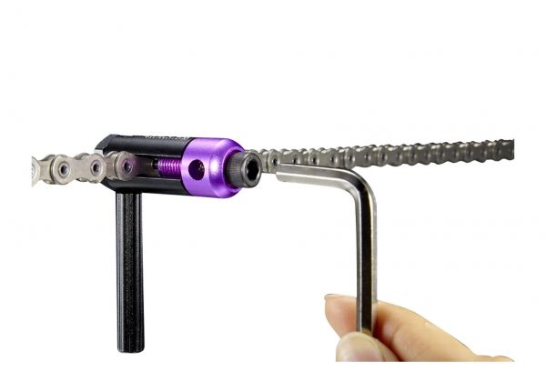 Chain Barrel AL With Valve Core Remover