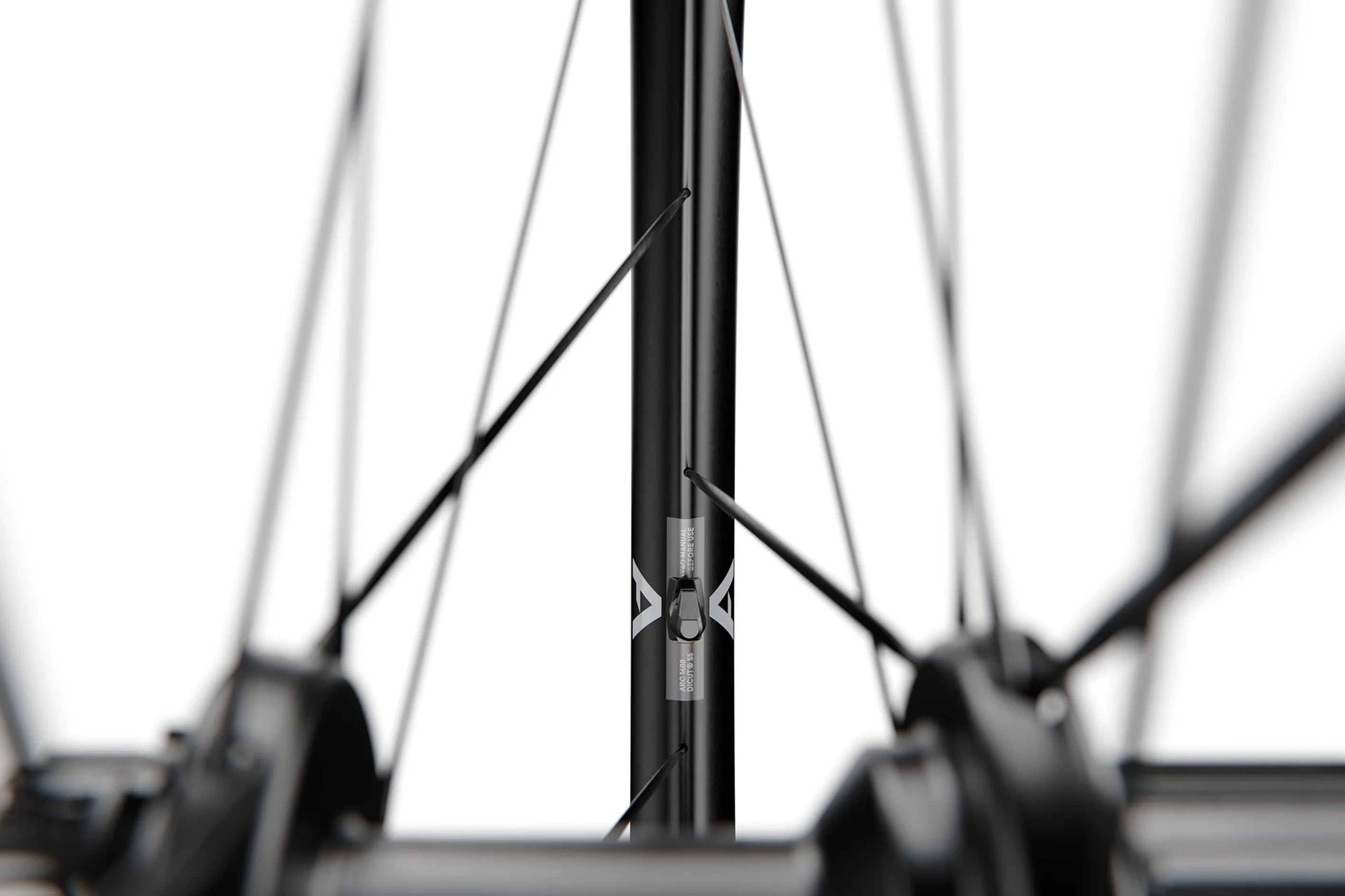 Arc 1400 Dicut 55 DISC Brake Wheelset - DT Swiss - Cobbled Climbs