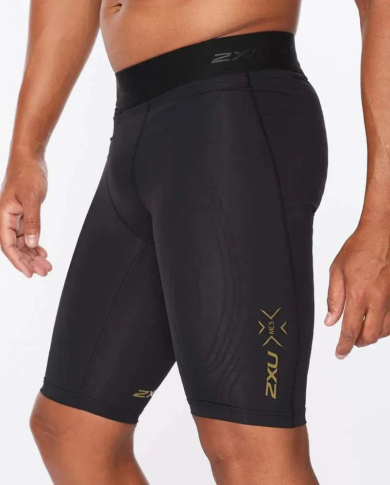 FORCE COMPRESSION SHORTS - 2XU - Cobbled Climbs