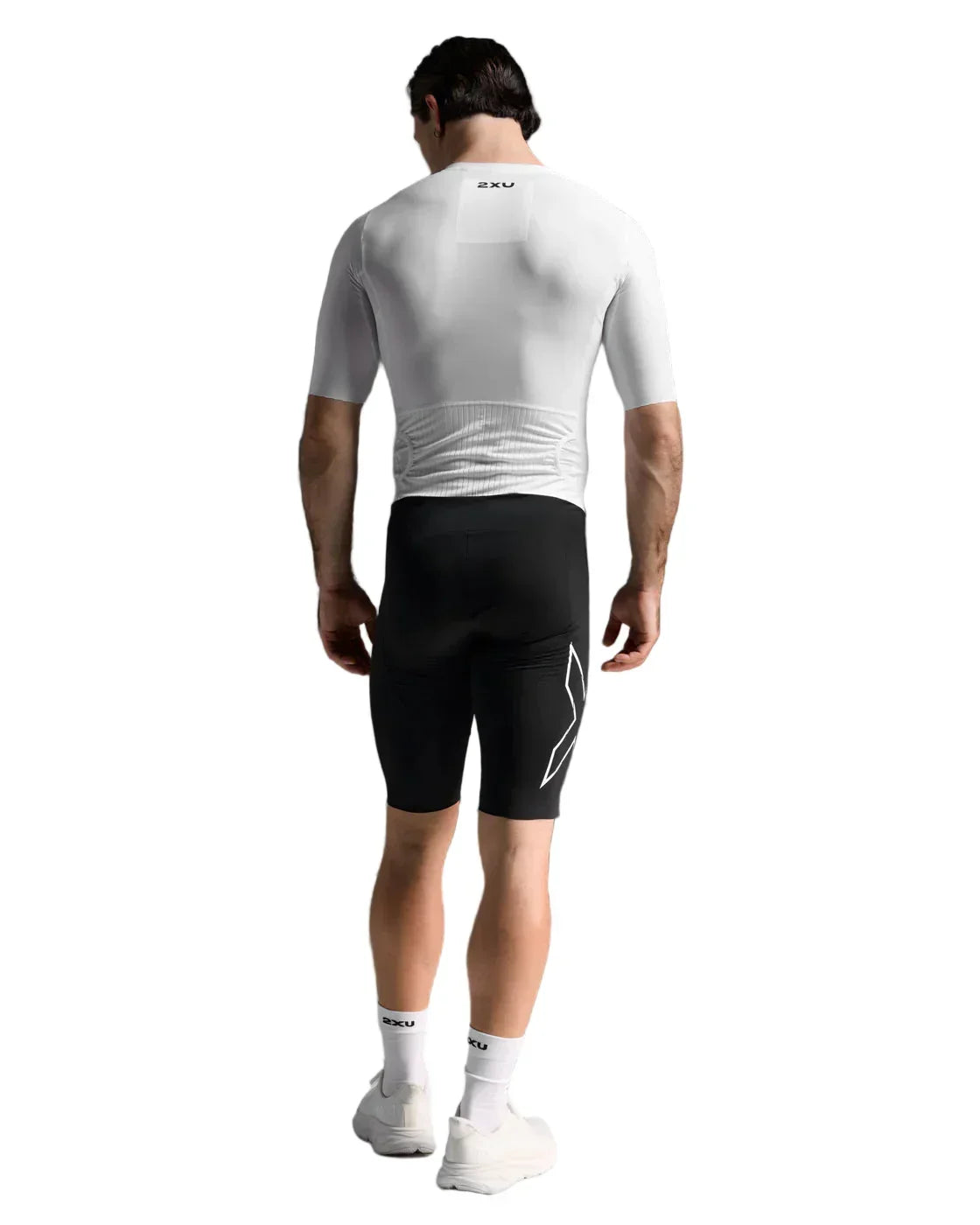 LIGHTSPEED REACT SLEEVED TRISUIT - 2XU - Cobbled Climbs