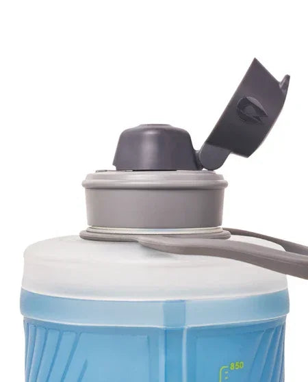FLUX ULTRA-LIGHT REUSABLE BOTTLE - HydraPak - Cobbled Climbs
