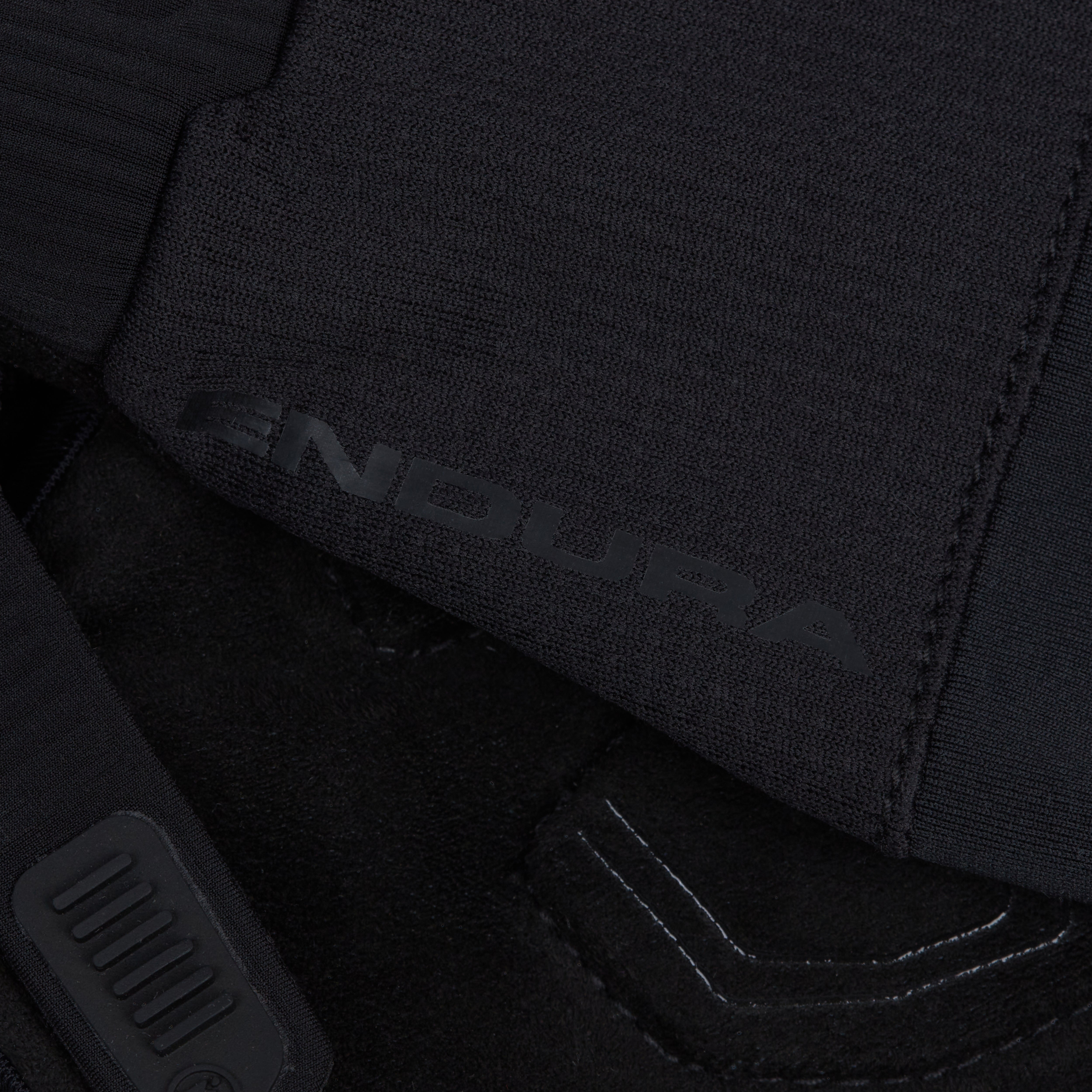 Loop Mitts - Black