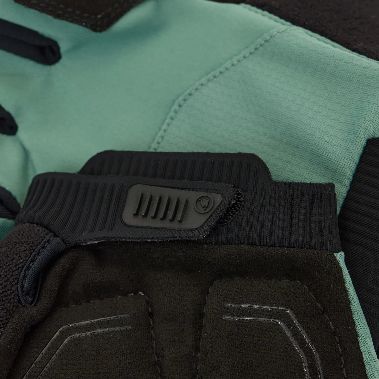Loop Mitts