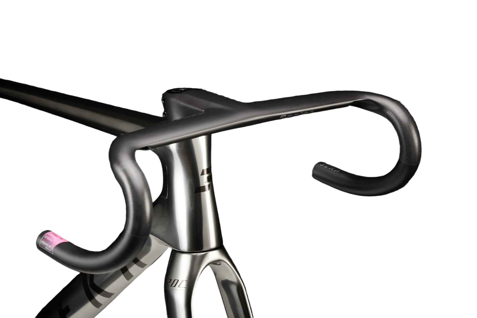 Rapier Integrated Carbon Handlebar | Seka Bikes | Cobbled Climbs – view 4