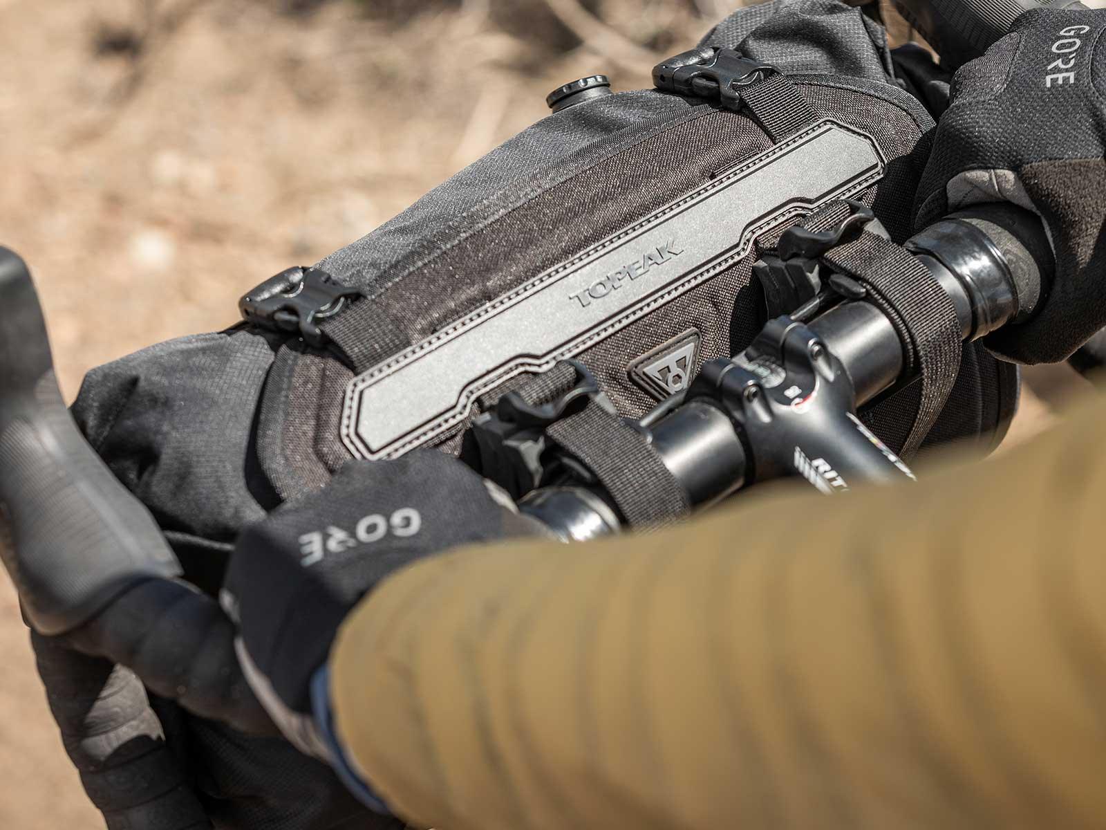 FRONTLOADER HANDLEBAR BAG - Topeak - Cobbled Climbs