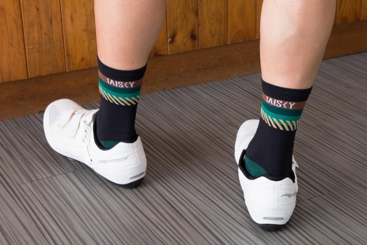 Baisky Mens Sport Socks (Armed) - BUMSONTHESADDLE