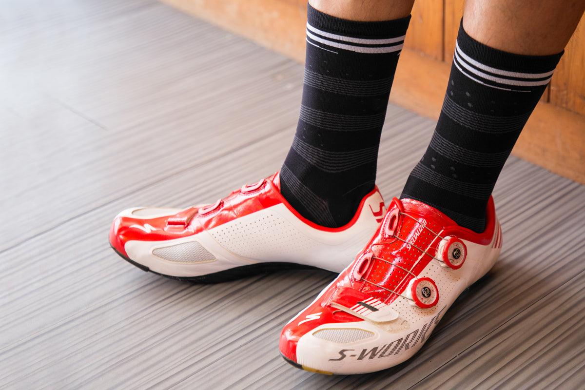 Baisky Mens Sport Socks (Windrider Black) - BUMSONTHESADDLE