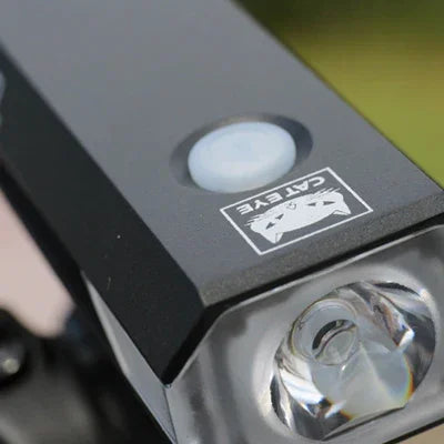 AMPP 500 FRONT LIGHT - Cateye - Cobbled Climbs