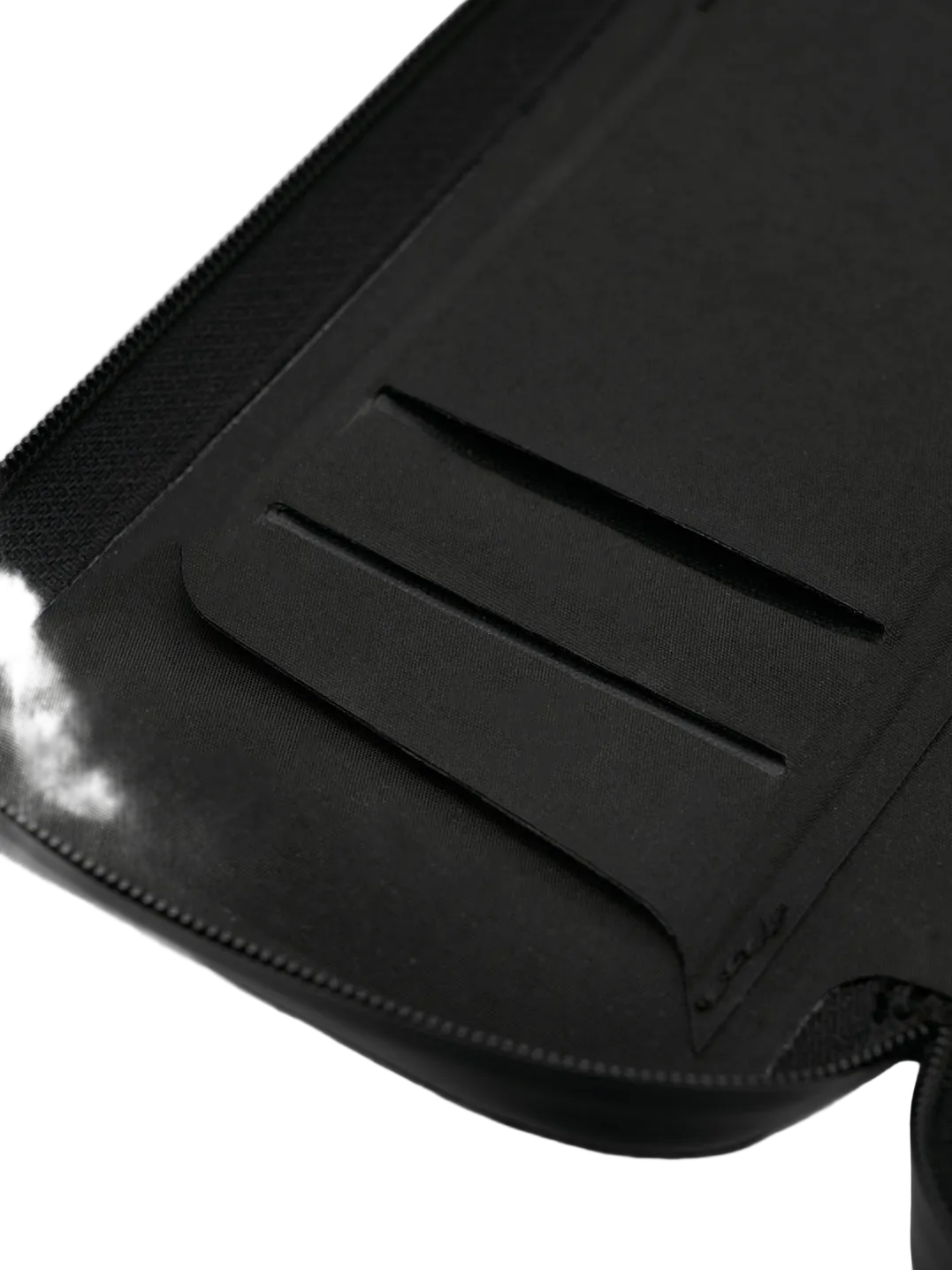 Waterproof Phone Wallet | MAAP | Cobbled Climbs – view 5