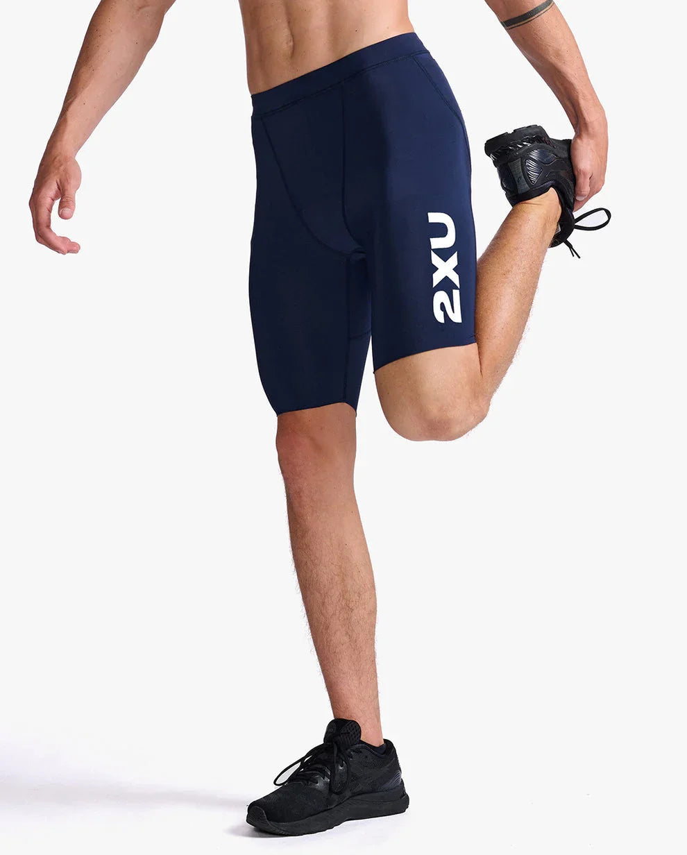 AERO TRI 9 INCH SHORTS - 2XU - Cobbled Climbs