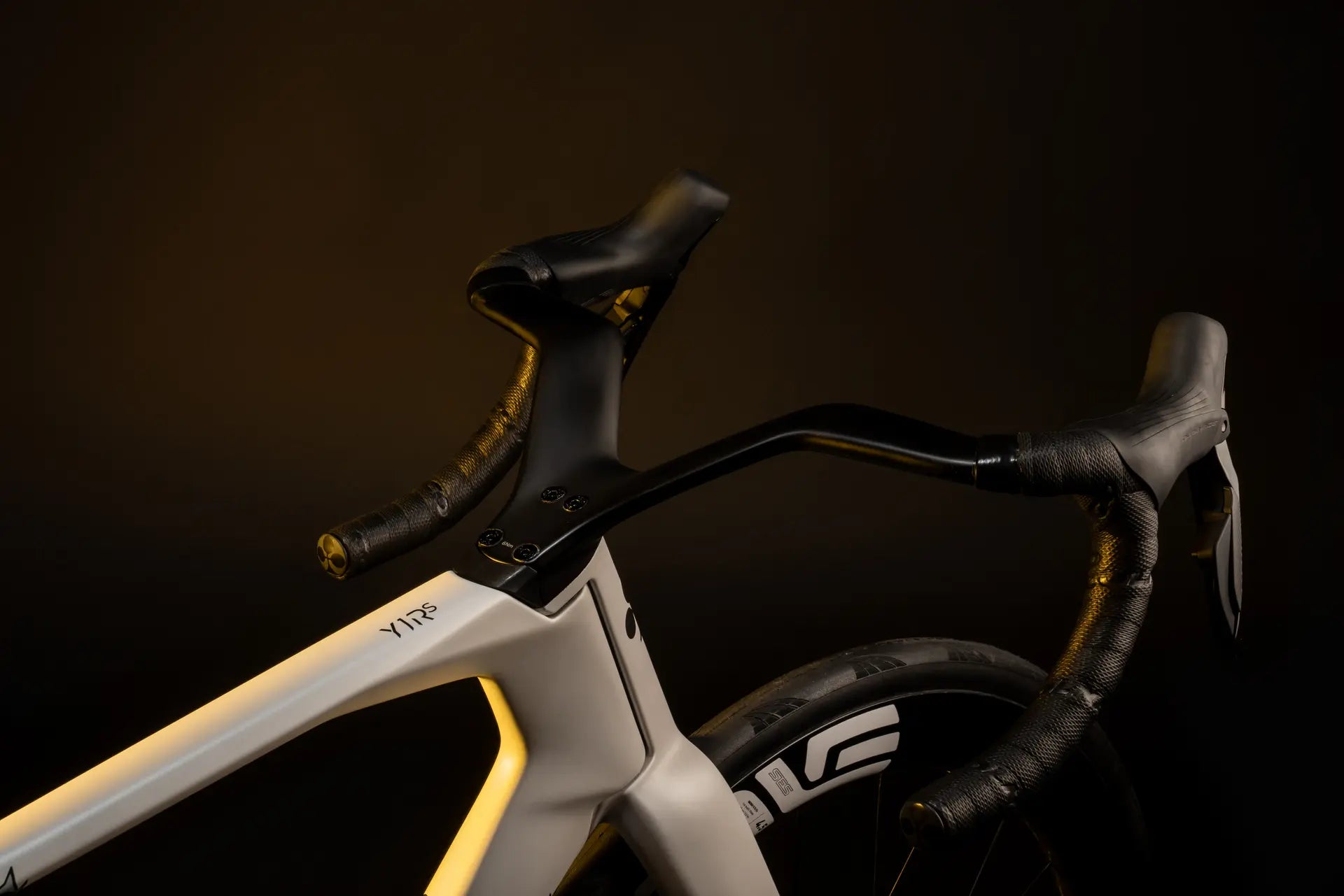 Y1RS Frameset | Colnago | Cobbled Climbs – view 6