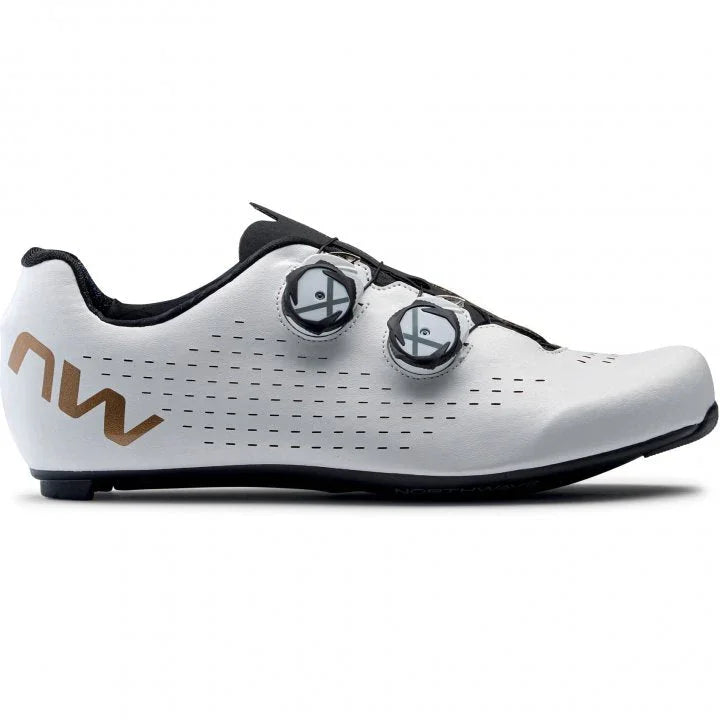 REVOLUTION 3 ROAD CYCLING SHOES - Northwave - Cobbled Climbs