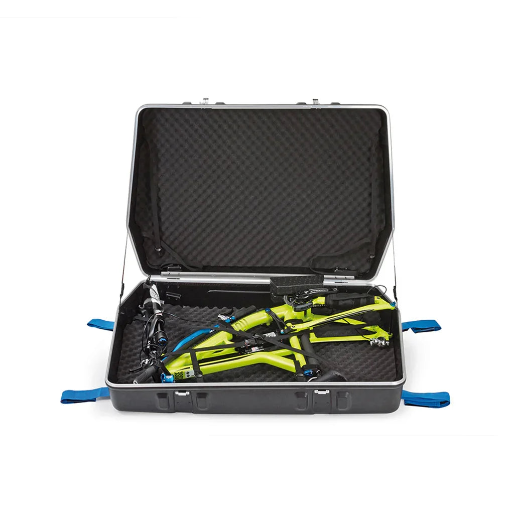 BIKE CASE II - B&W - Cobbled Climbs