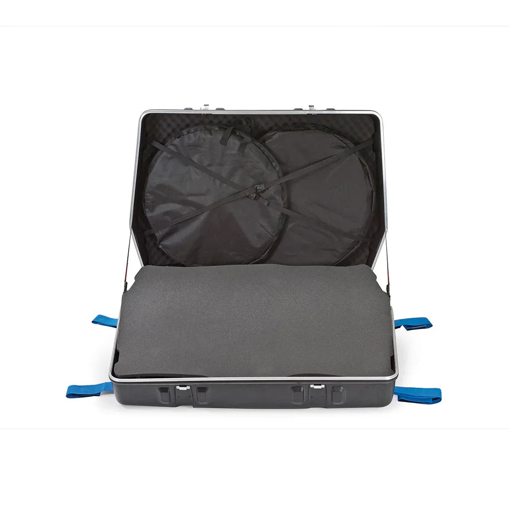 BIKE CASE II - B&W - Cobbled Climbs