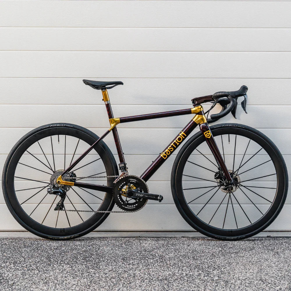 Super Leggera - Bastion - Cobbled Climbs
