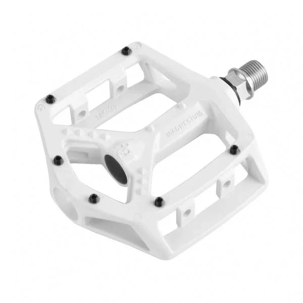 Mg32 Du Flat Pedals - Well Go - Cobbled Climbs