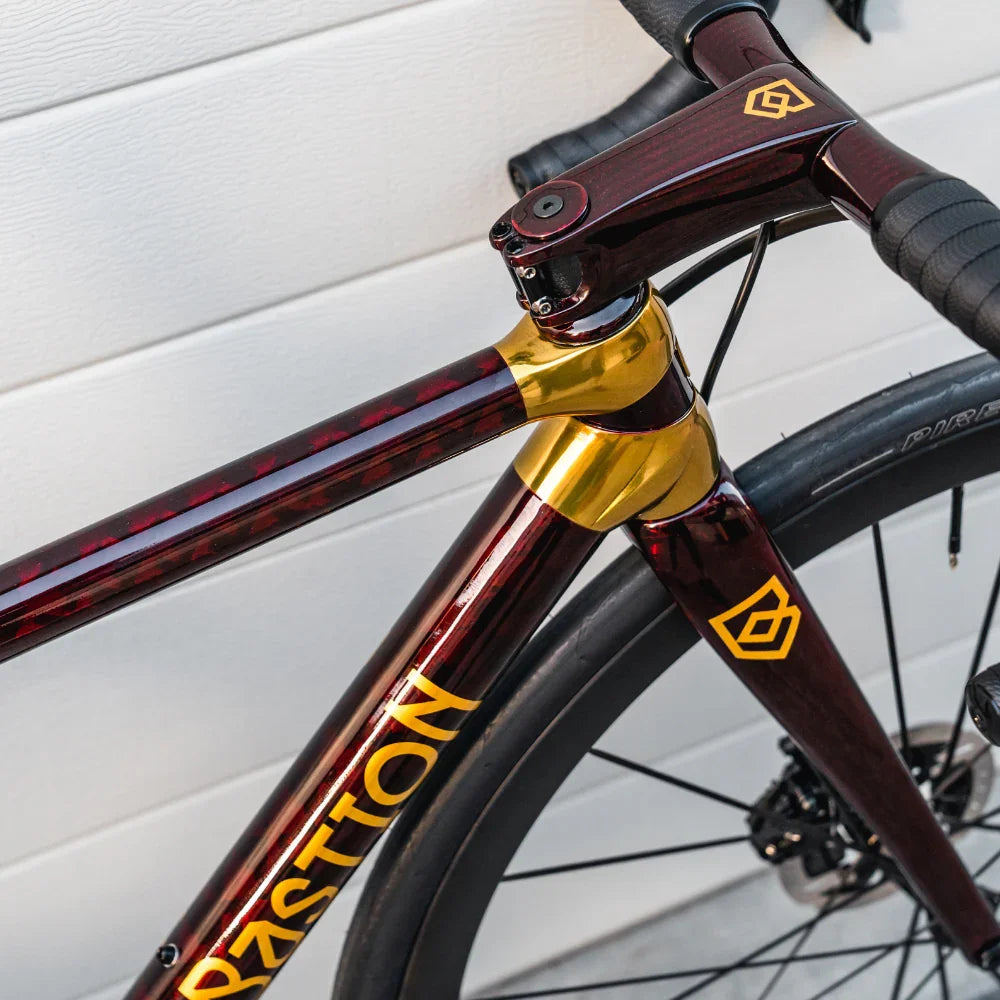 Super Leggera - Bastion - Cobbled Climbs