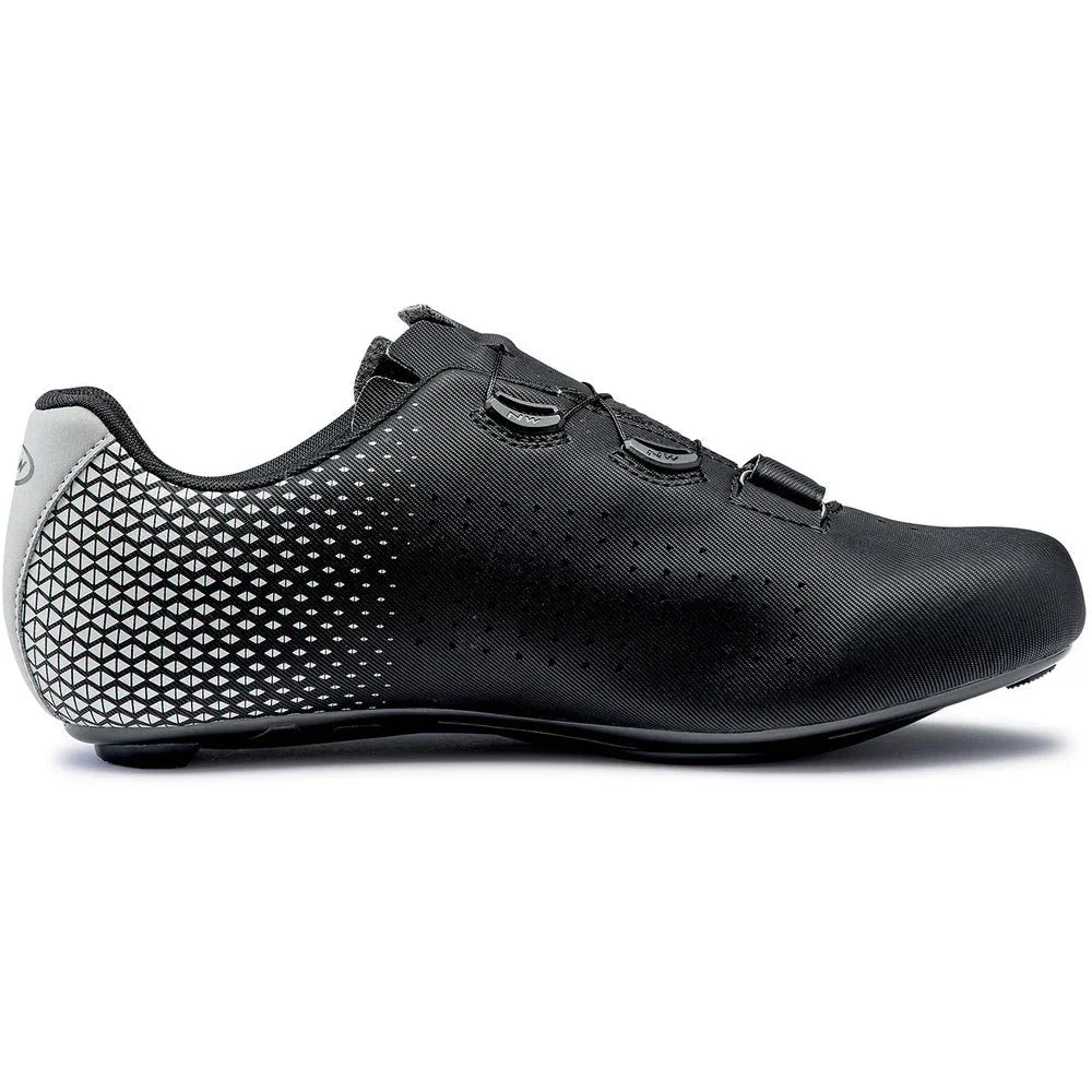 CORE PLUS 2 ROAD CYCLING SHOES - Northwave - Cobbled Climbs