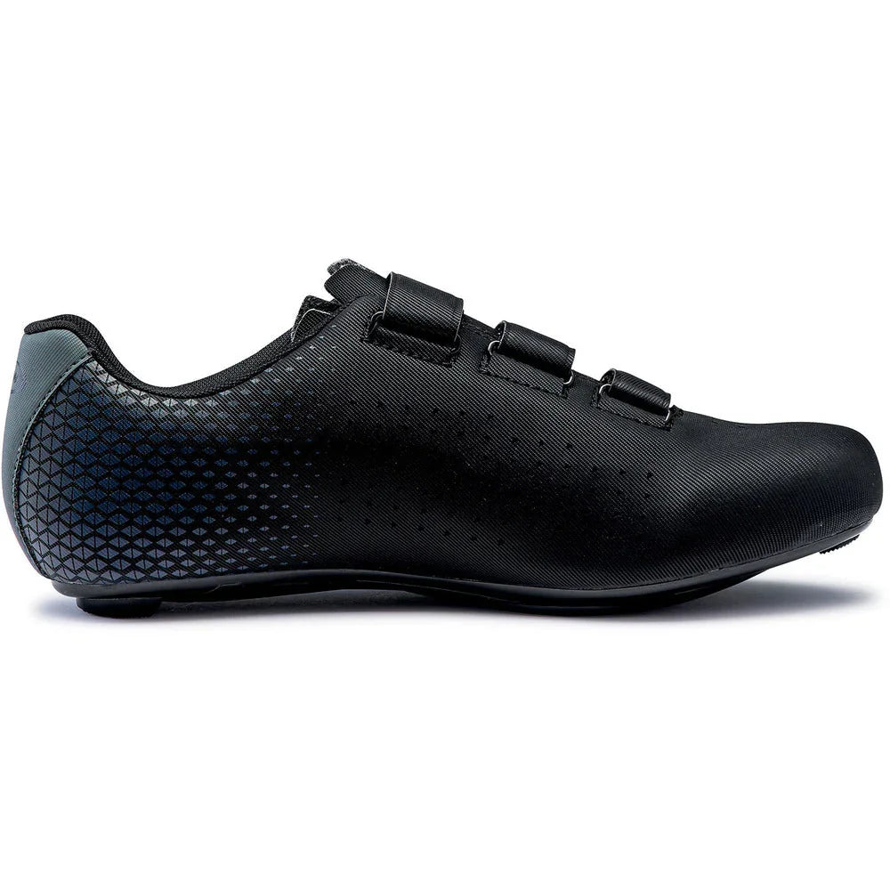 CORE 2 ROAD CYCLING SHOES - Northwave - Cobbled Climbs