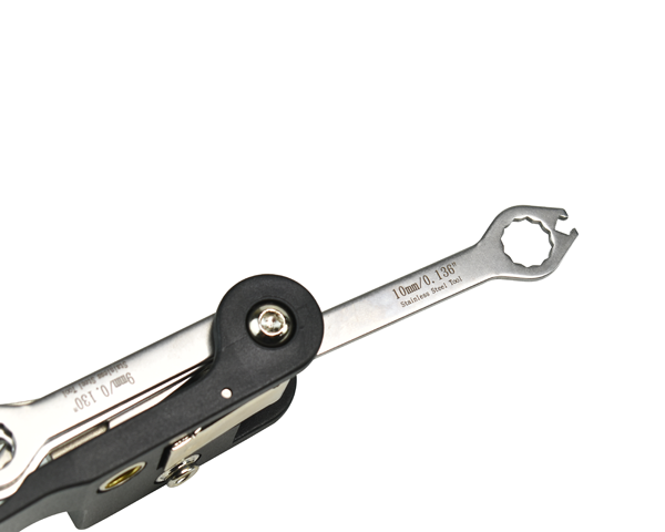 POCKET 17 MULTITOOL SET WITH POUCH – IceToolz premium cycling Multi Tools in India from Cobbled Climbs