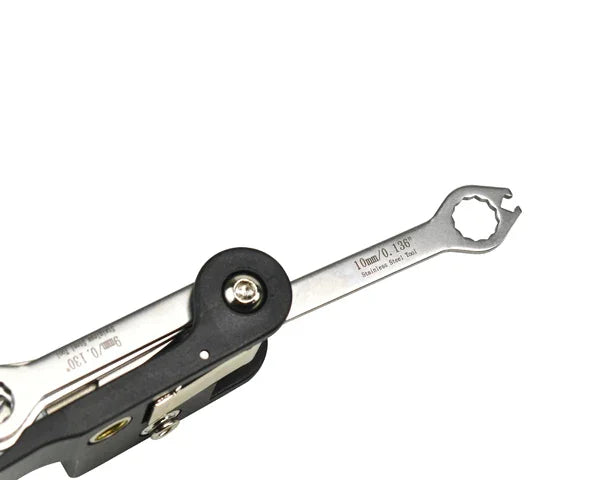 POCKET 17 MULTITOOL SET WITH POUCH - IceToolz - Cobbled Climbs