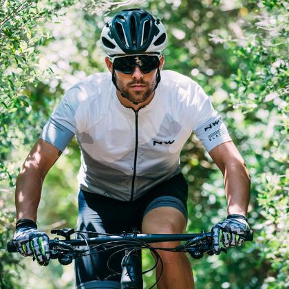 BLADE 4 MENS CYCLING JERSEY - Northwave - Cobbled Climbs