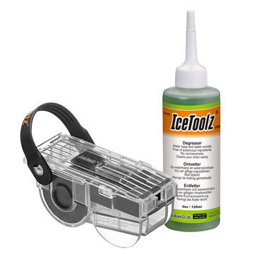 CHAIN SCRUBBER & DEGREASER - BLISTER CARD – IceToolz premium cycling Cleaning Accessories in India from Cobbled Climbs