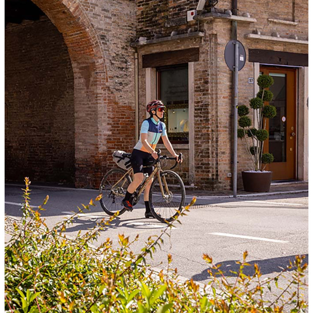 TERRANOVA GRAVEL VEST – Santini premium cycling Jackets in India from Cobbled Climbs