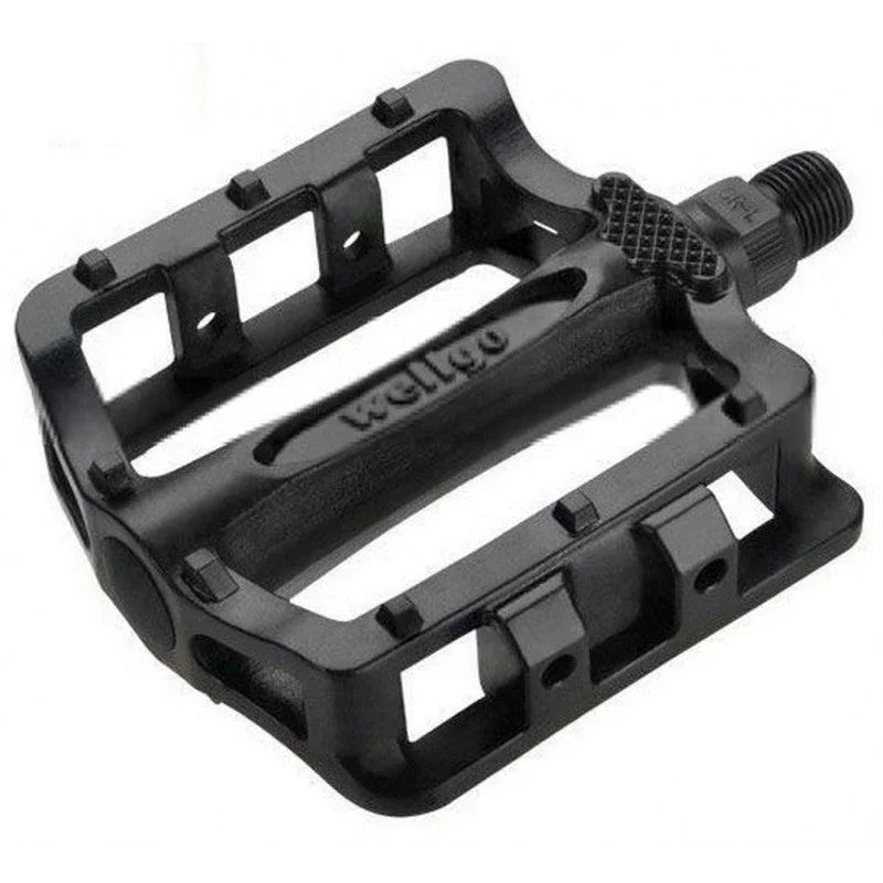 B197 Flat Pedals - Well Go - Cobbled Climbs