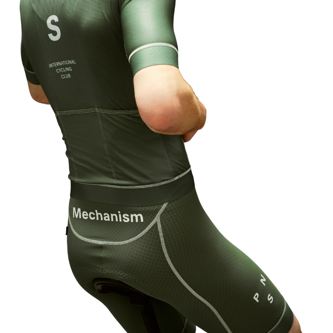 MEN'S MECHANISM BIBS