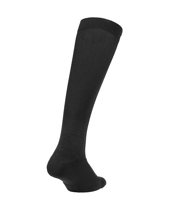 2XU Flight Unisex Compression Socks (Black) - BUMSONTHESADDLE