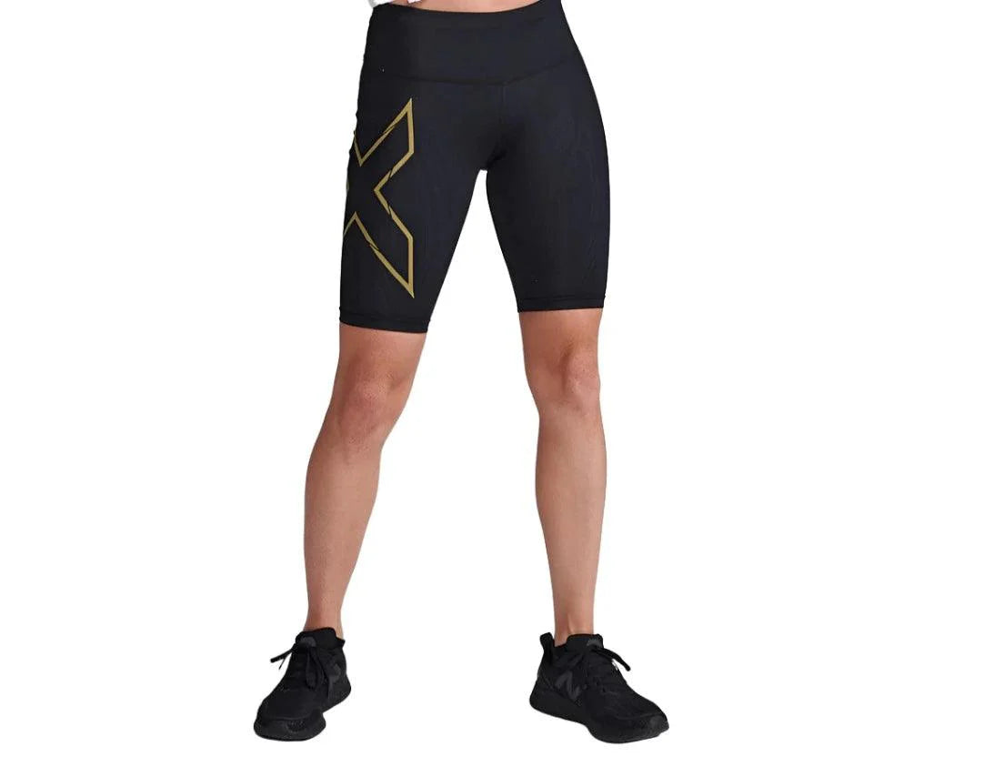 2XU Light Speed Mid-Rise Women's Compression Shorts (Black/Gold Reflective) - BUMSONTHESADDLE