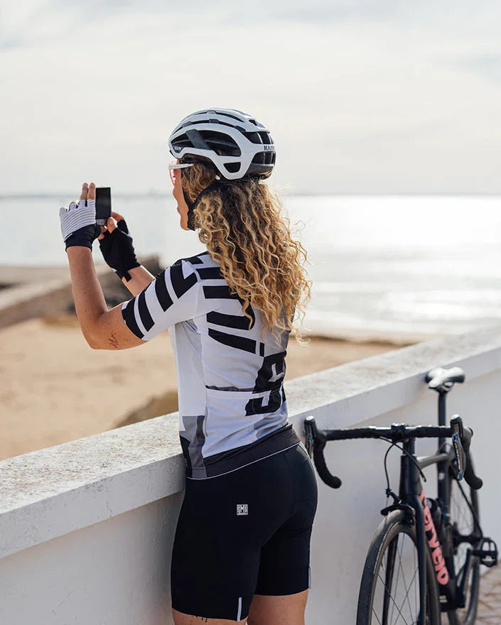 KARMA LOGO WOMENS CYCLING JERSEY - Santini - Cobbled Climbs