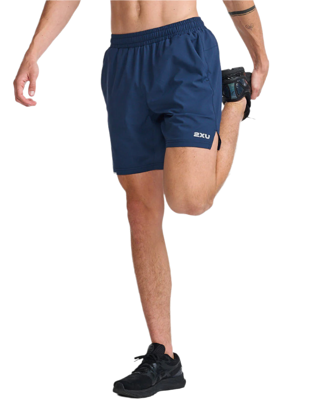 AERO 7 INCH SHORTS – 2XU premium cycling Running Shorts in India from Cobbled Climbs