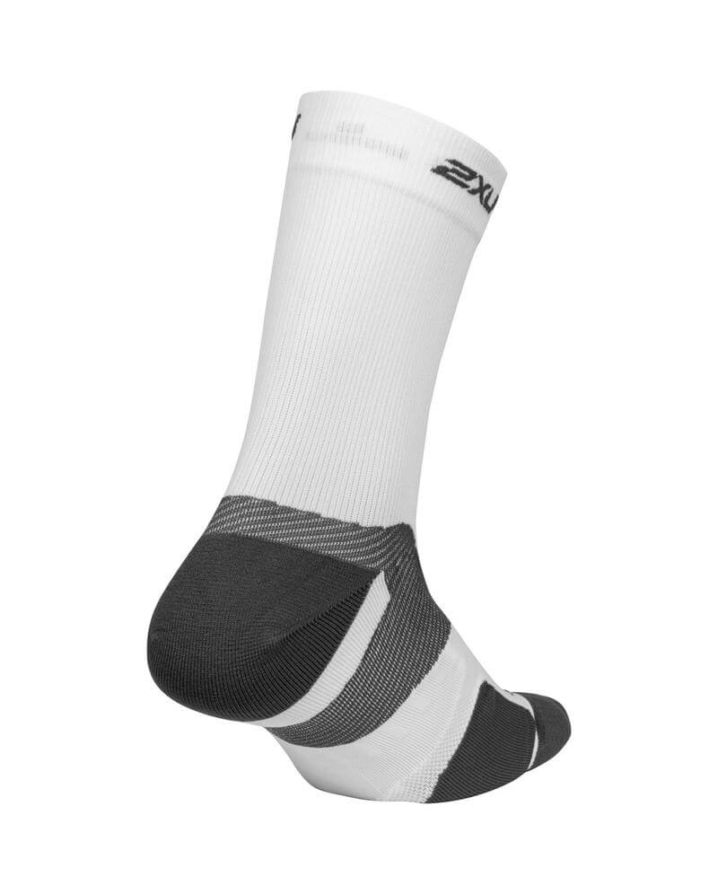 VECTR CUSHION COMPRESSION SOCKS – 2XU premium cycling Socks in India from Cobbled Climbs