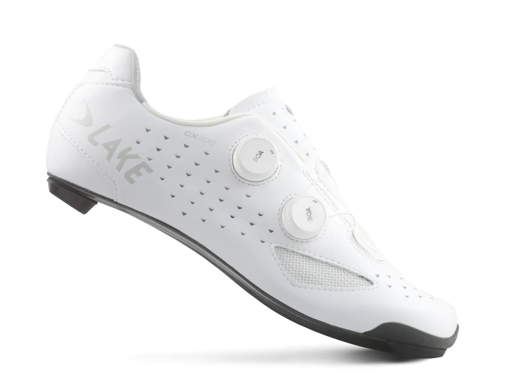 CX238 – Lake premium cycling Shoes in India from Cobbled Climbs