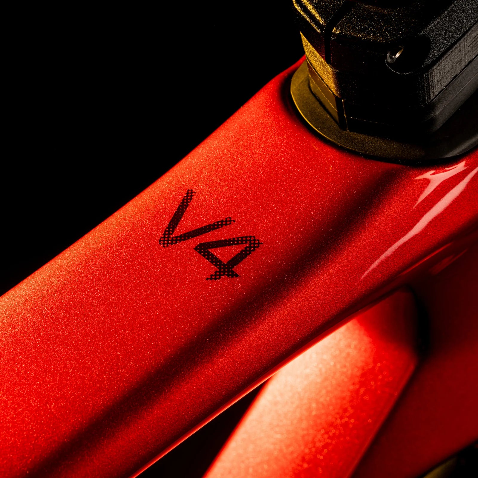 V4 Frameset | Colnago | Cobbled Climbs – view 7
