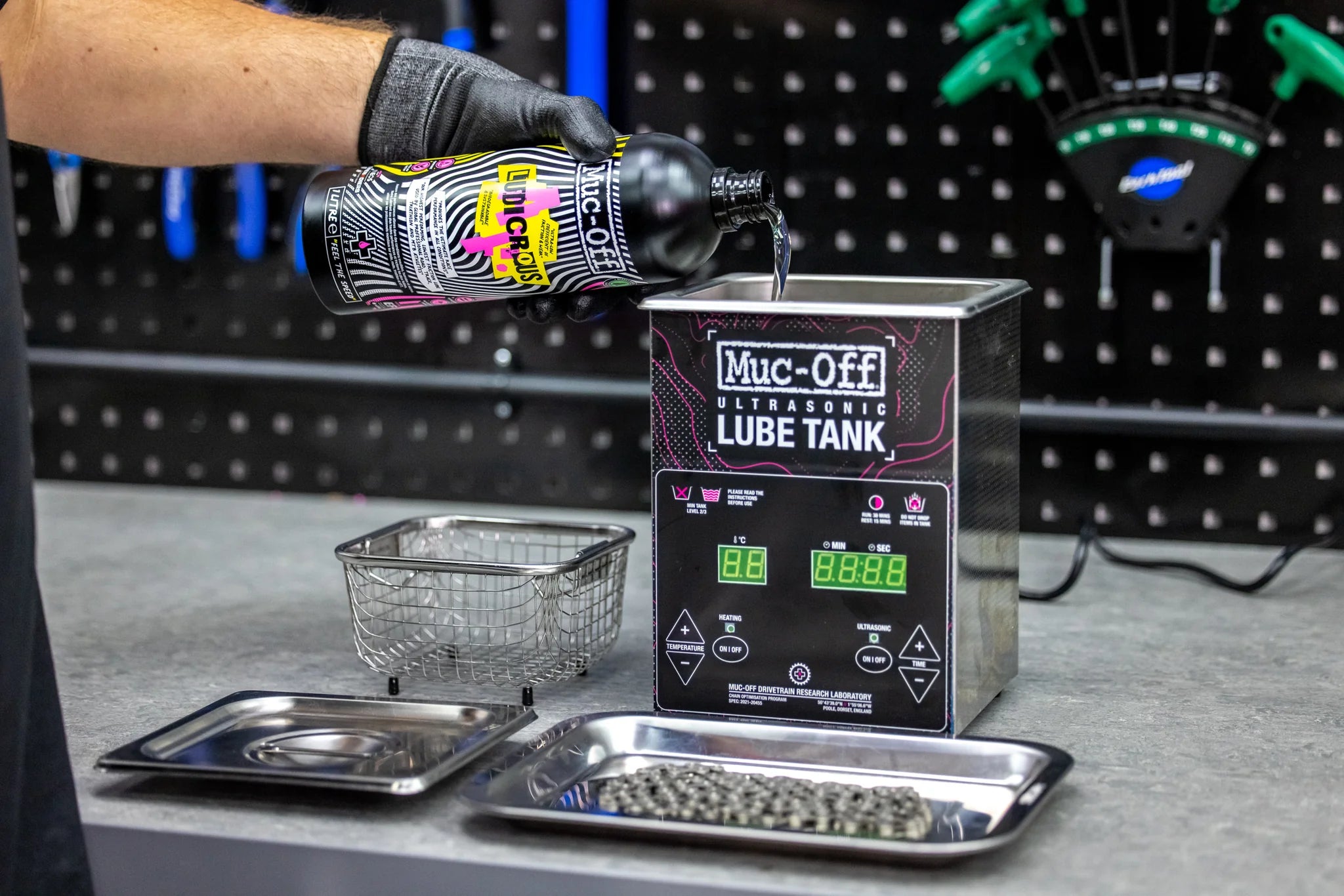 ULTRASONIC OPTIMISATION BUNDLE – Muc-Off premium cycling Chain Cleaning in India from Cobbled Climbs