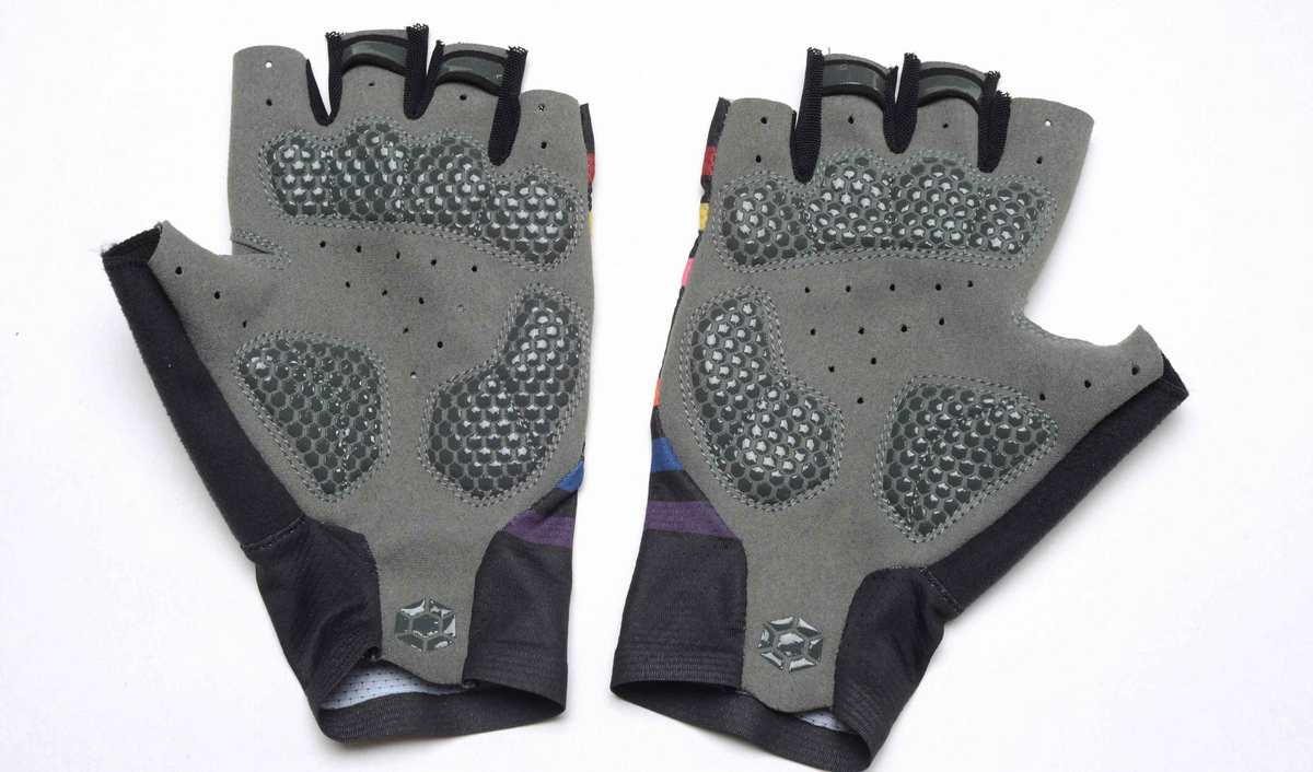 Weekend II Cycling Gloves | Monton | Cobbled Climbs – view 3