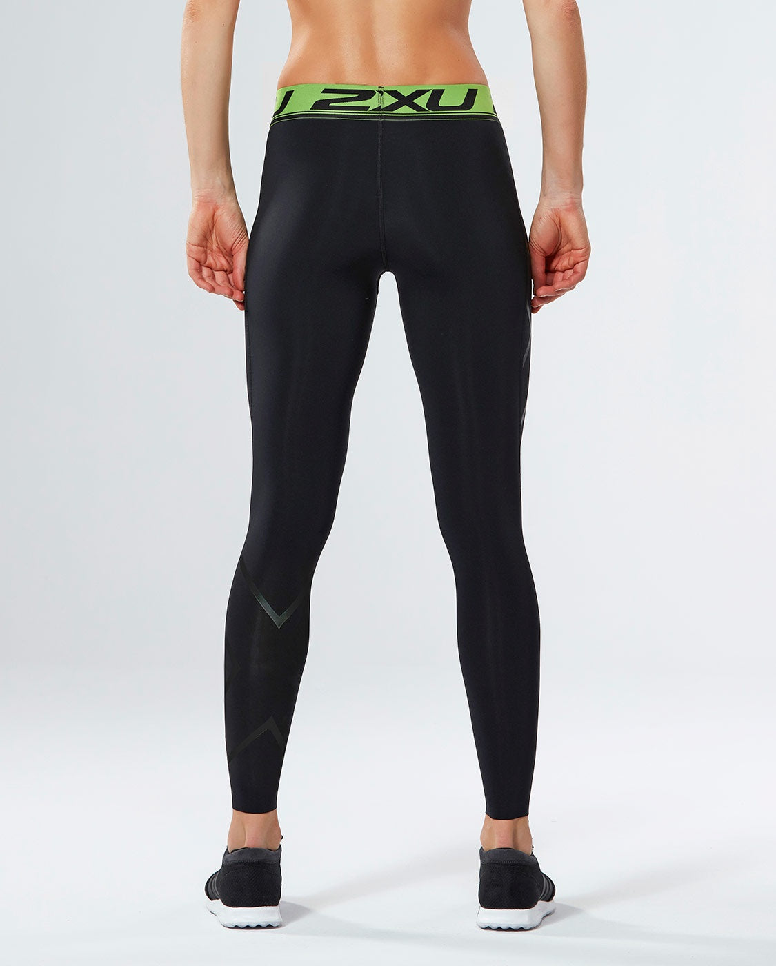 Refresh Recovery Mens Compression Tights - 2XU - Cobbled Climbs