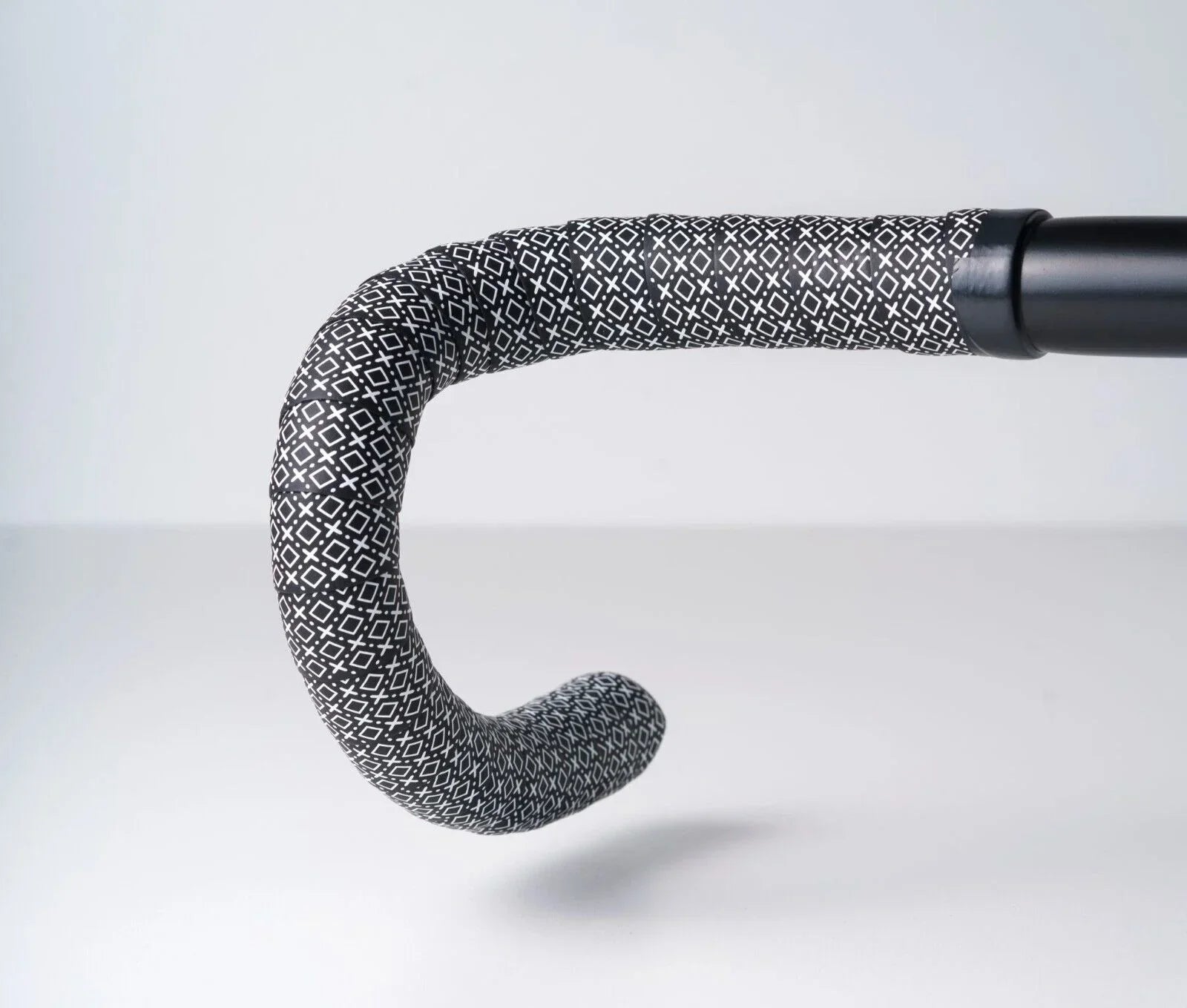 HIGH PERFROMANCE GRIPPING BARTAPE - BTP - Cobbled Climbs